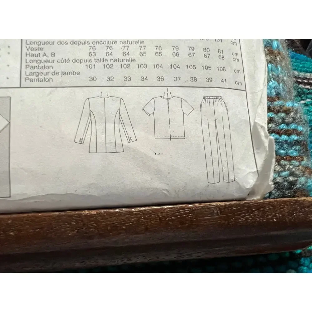 McCalls 9023 Sewing pattern suit blazer top pants size 22